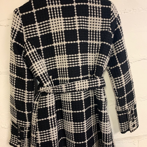 Forever 21 black and white plaid pea coat medium - Picture 3 of 4